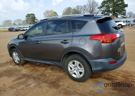2013 Toyota Rav4 Le z USA, uszkodzony, nr VIN JTMZFREV2D5010522